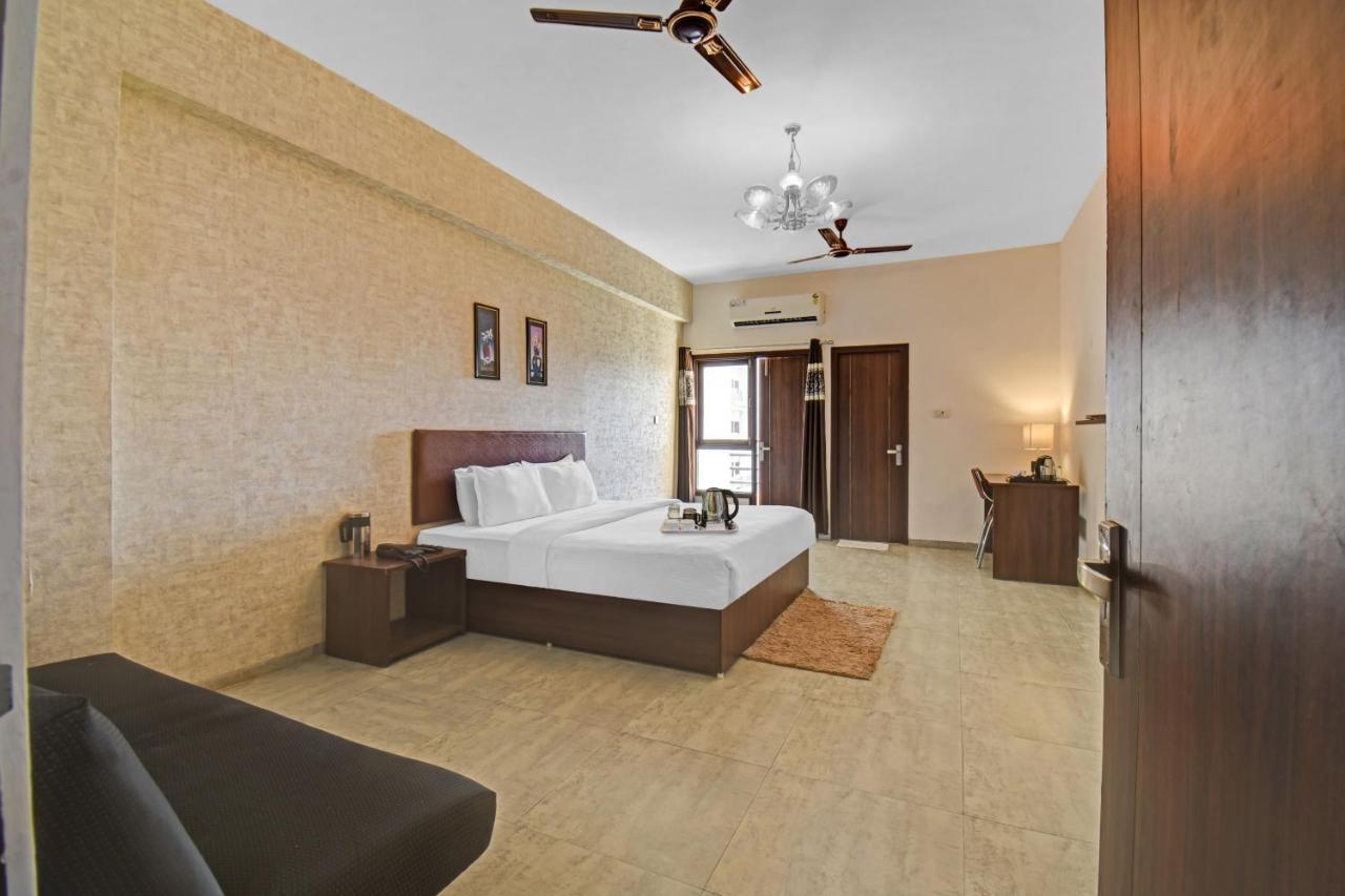 Townhouse Classio Suites Shirdi Dış mekan fotoğraf