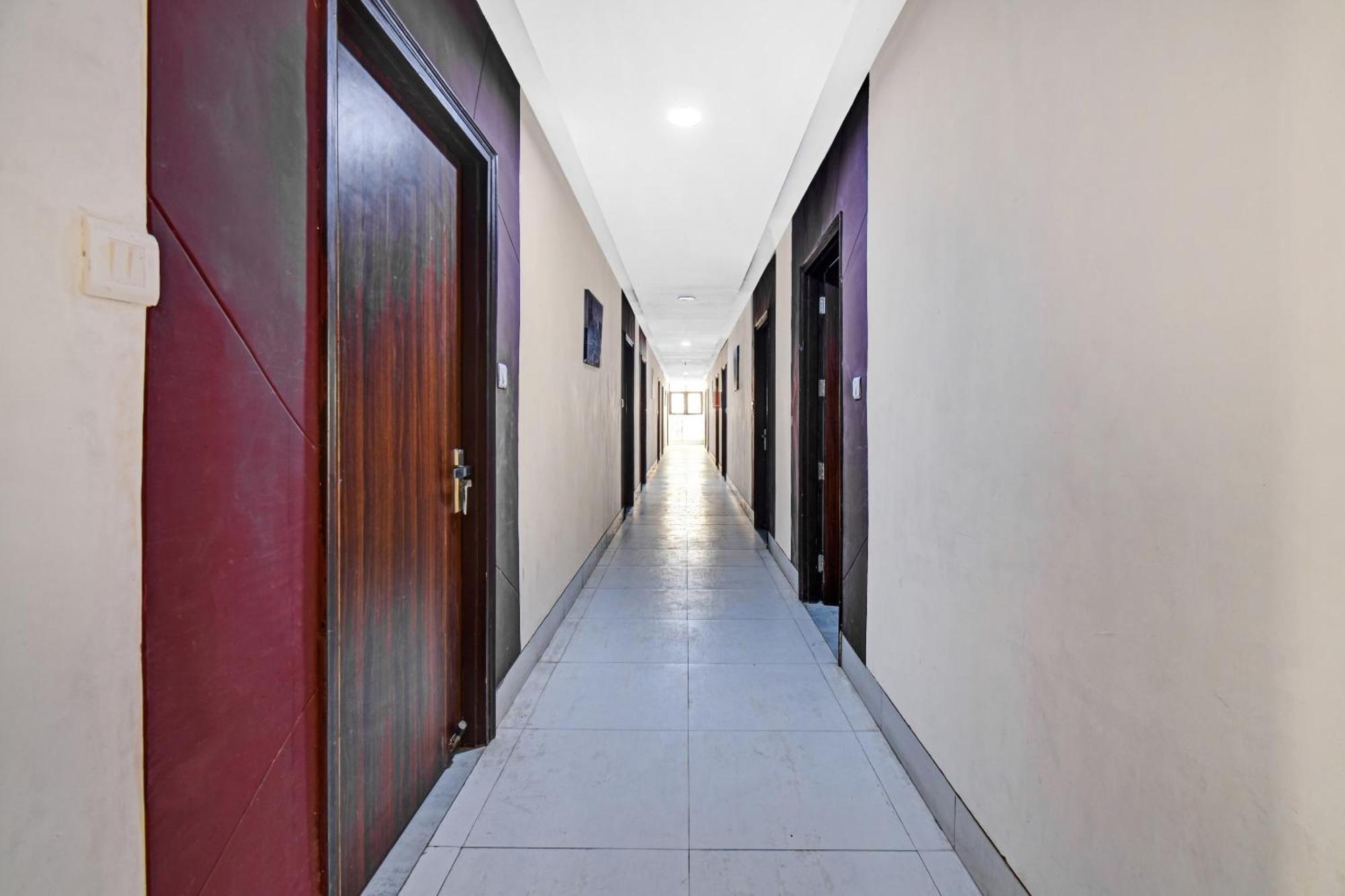 Townhouse Classio Suites Shirdi Dış mekan fotoğraf
